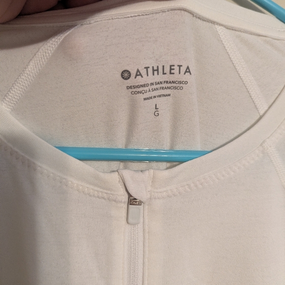 Athleta Pacifica Illume UPF Fitted Top - NWT! - Picture 4 of 7